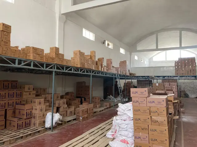 Ambient racking and bulk bays inside a Makka Groups warehouse