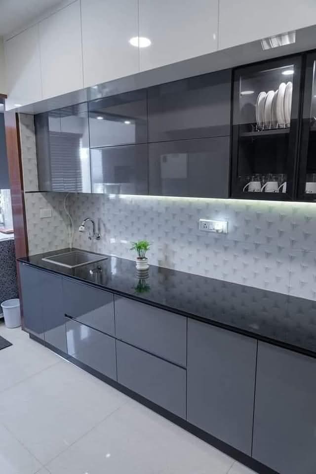 Fitted kitchen, handover-ready